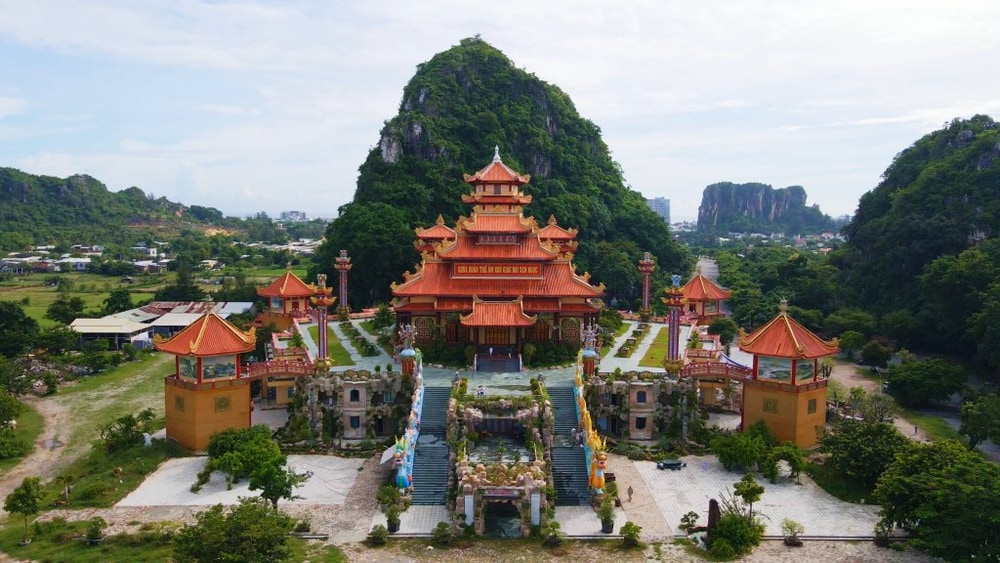 Động Quan Âm